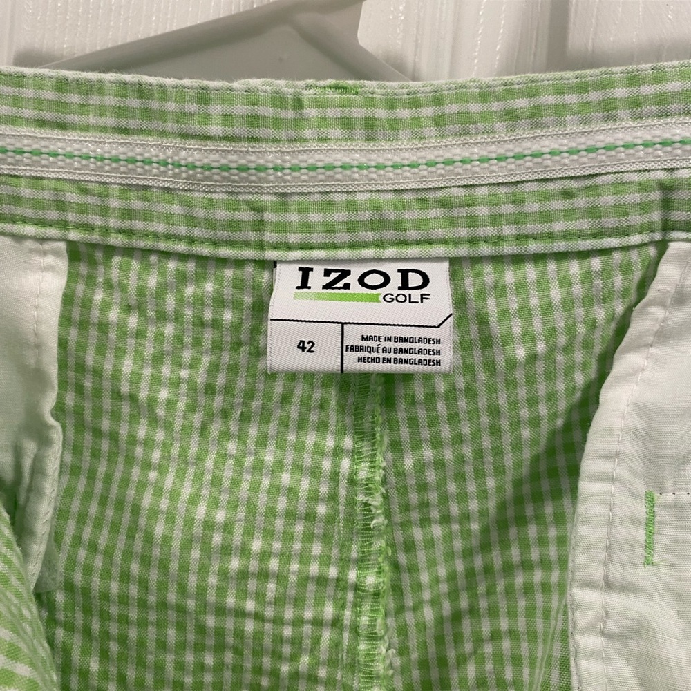 Men's IZOD Green Checkered Golf Shorts size 42 - Picture 7 of 8